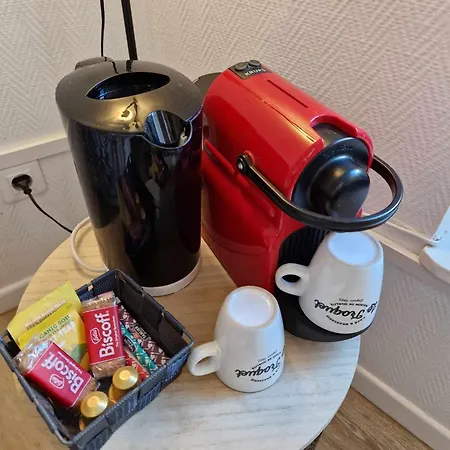 Apartman Paul - Proche Gare Centre & Arena