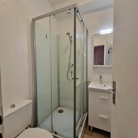 Paul - Proche Gare Centre & Arena *